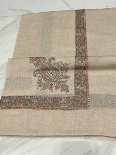 VIP-8987-53 - VIP,Pashmina,kashmiri,orginal,hand made embroidered,one size of this shawl are avilable.