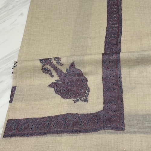 VIP-8993-52 - VIP,Pashmina,kashmiri,orginal,hand made embroidered,one size of this shawl are avilable.