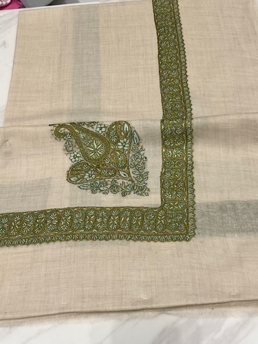 VIP-8984-53 - VIP,Pashmina,kashmiri,orginal,hand made embroidered,one size of this shawl are avilable.