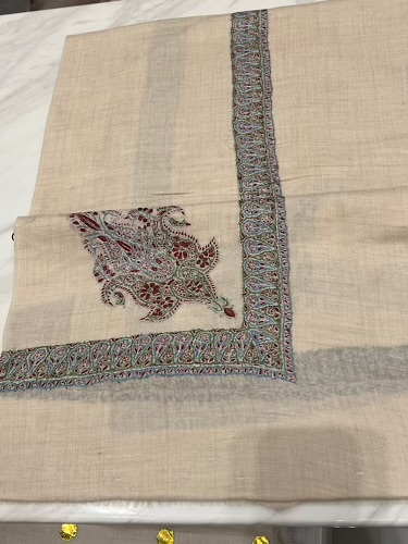 VIP-8985-53 - VIP,Pashmina,kashmiri,orginal,hand made embroidered,one size of this shawl are avilable.