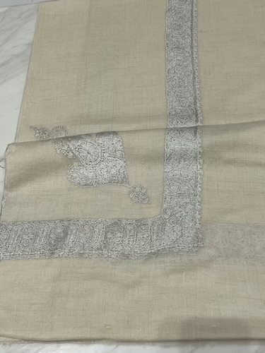 VIP-8992-53 - VIP,Pashmina,kashmiri,orginal,hand made embroidered,one size of this shawl are avilable.