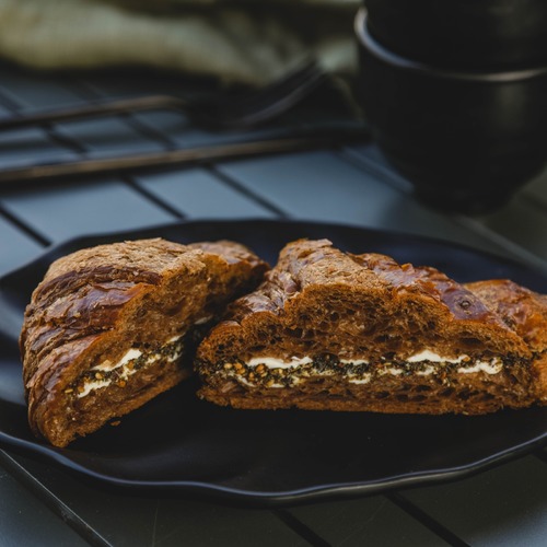 Zater Croissant with Cheese