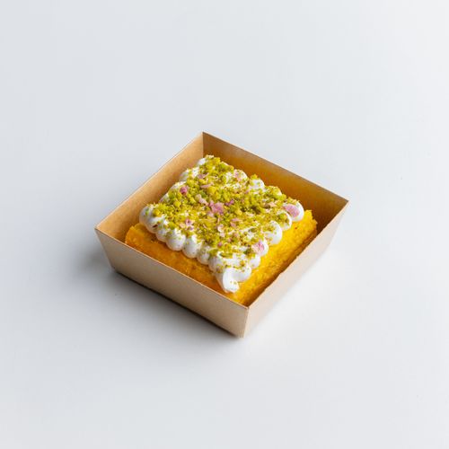 1 pcs Saffron Cake