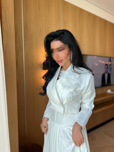 كود ٤٠ - Write measurements ( length - shoulder - chest - waist - hip —sleeve) in the boxonly one color