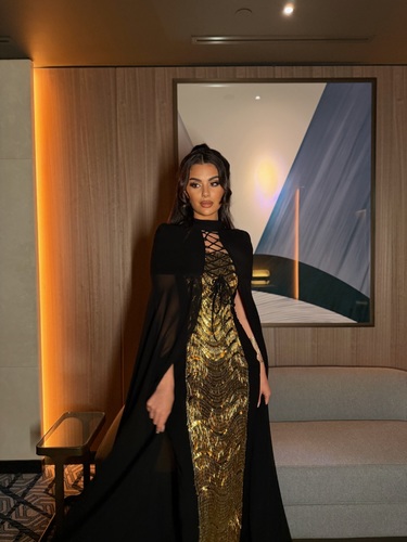 Code 152 - الطولالكتف&nbsp;الكمالصدرالخصرالوركفي المربع ادناه
- لون واحد فقط