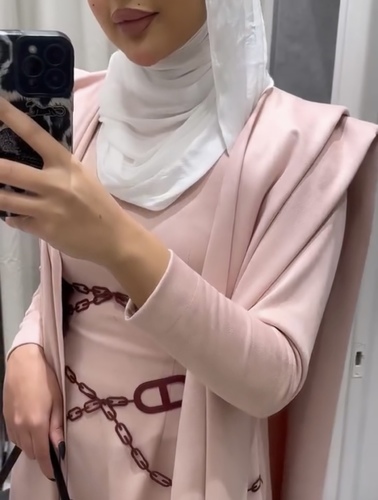 Code 161 - يرجى كتابةالطولالكتف&nbsp;الكمالصدرالخصرالوركفي المربع ادناه
- لون واحد فقط