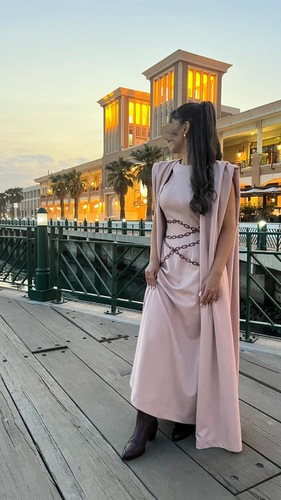 Code 164 - يرجى كتابةالطولالكتف&nbsp;الصدرالخصرالوركفي المربع ادناه
- لون واحد فقط