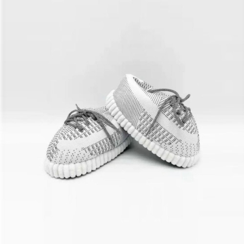 Yeezy Slipper White - Free size 34-43

Reflective