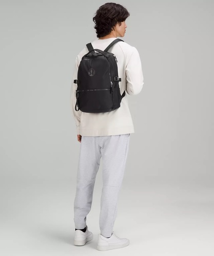 Black New Crew Backpack 22L