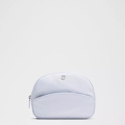 City Essentials Pouch 4L