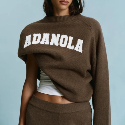 Oversized Knit Sweatshirt