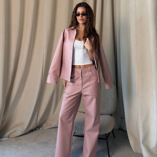 the blush set