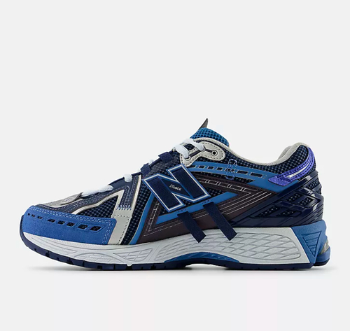 1906A in Sea stone with nb navy and vintage indigo