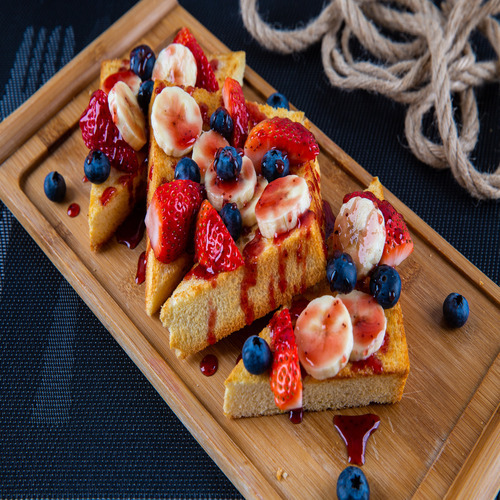 French Toast With Fruits