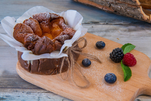 San sebastian Cake - Served with chocolate