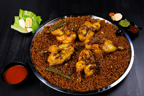 Chicken Sayadyiah ( Mahmous ) 5 Person  Tray