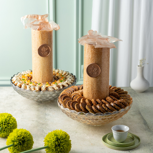 A3 offers - عبارة عن صينية كرستال مع مكسرات السمسميه بالكاكاو والكرمل بندق، لوز ، فستق سمسم ٥٤ قطعه  مع صينية موالح سبيشل ٥٤ قطعه تاكو السمسم مع خلطة جبن الموزريلا ، سمسمية خلطة التوريتس، ميني كبه بالبنه