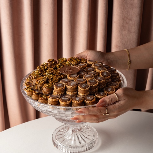 صينية كرستال مع المكسرات والعصيده - صينية كرستال مع عصيدة ومكسرات البستاشيو والسمسم بالكاكاو كيلو