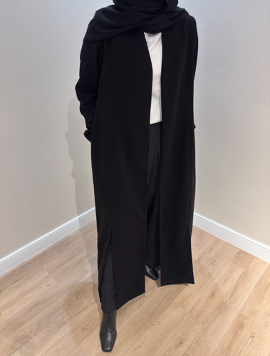 TH130 - Please write the following size in the description:• Height • Shoulder • Sleeve length