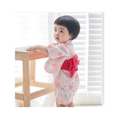 kimono for kids - * raw (cotton)
* High quality
* Available from 6 months to 2 years