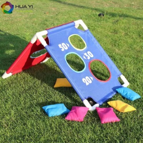 لعبة رمي أكياس الرمل