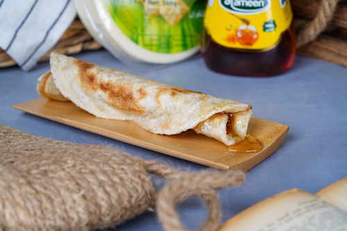 Chapati Honey - Haya chapati stuffed with honey.