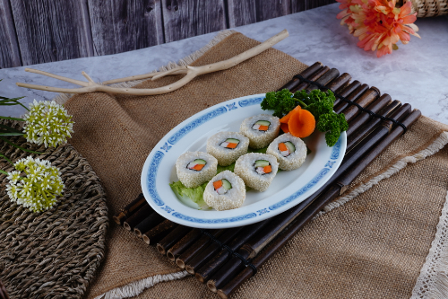 Sushi With Sesame