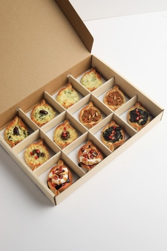 Mini Pide Box - 12 pcs - An assortment of 12 mini pides of your choice