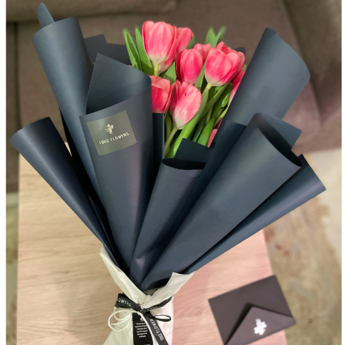 Tulips Bouquet - Contains 25 to 30 roses