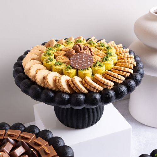 الصينيه السوداء  غريبه