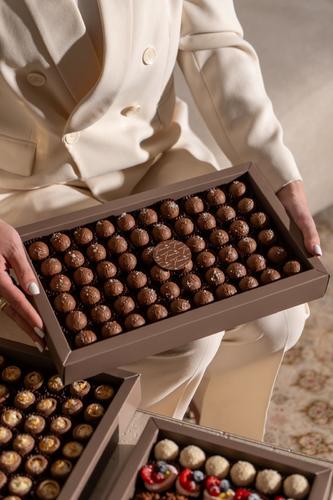 The Grey Salted Caramel Box - حشوه سولتد كراميل
