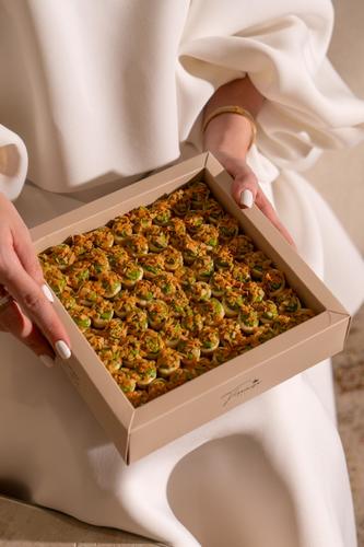 London kunafa with pistachio cheesecake