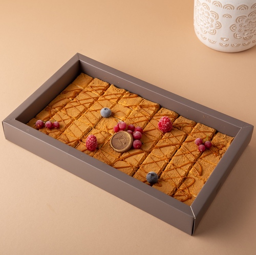 Honey cake box