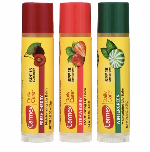 Products.Q8 co. - Carmex lip balm, strawberry + cherry+ wintergreen/ spf15 - Moisturizes, cures and protectsHelps relieve and treat lip sores and chapped lips Contains camphor which acts as an external analgesic


‎