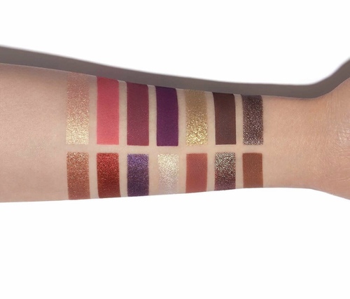 EXCLUSIVE Jackie Aina Palette Vault, Anastasia