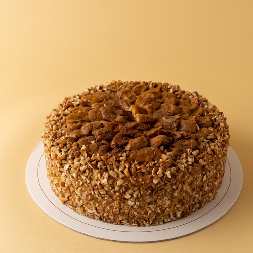 tamarina cake - Delicious date cake with vanilla and roasted pecans