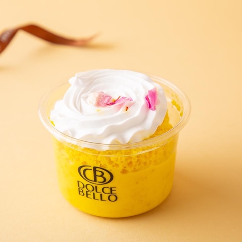 Cup Of Alzafaran Cake