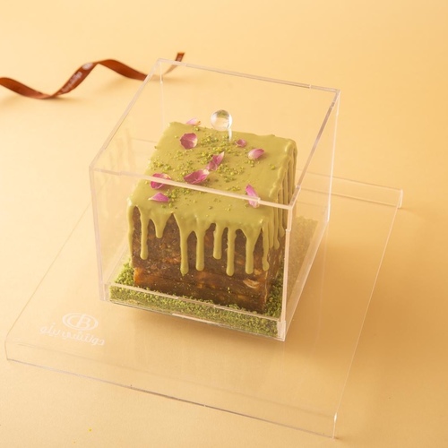 small tamriyah pistachio