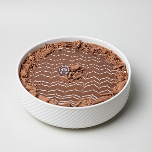 لافا كيك شوكليت - Pyrex Chocolate Lava
Sponge cake covered with chocolate sauce, serves 4 to 6 persons, with an extra bottle of chocolate sauce.