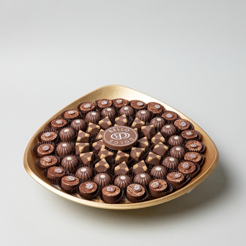 chocolate gold tray - Gold tray with approximately 75 pieces of Belgian chocolate, with 3 different fillings( Mixed nuts – Coconut – Pecan )