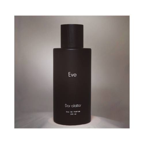 Eve - Eve perfume contains ingredients that enchant the heart and express your personality
The upper layer is Oud - the middle layer is Indian incense - the lower layer is white musk - powder
100 ML