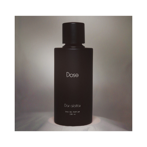 Dose - Add a touch of luxury to your life with our wonderful fragrance
Top note: sweet rose-fruit-tobacco-middle note: chocolate-cinnamon-amber-bottom note: patchouli 100 ML