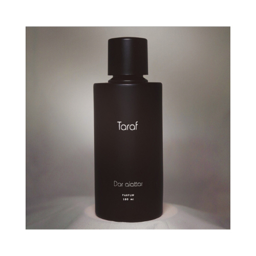 Taraf - Start your morning with French energy and vitality with the Beautiful Smile perfume
The top base is sweet oud - the middle is tobacco - vanilla - the bottom is patchouli
100 ML