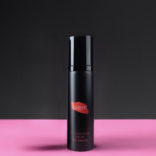 Queen - Perfume for the beautiful lady with a mixture of flowers and the wonderful scent of nature
The top base is red orange-grapefruit. The middle is honey-gardenia. The bottom is patchouli
