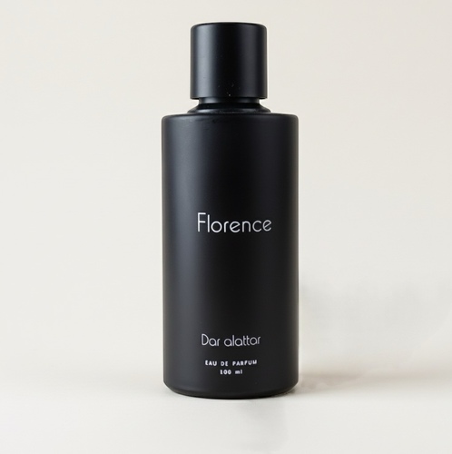 Florence - Here a fresh morning starts.. Tender..casual..and cozy..  
Top note: Pink pepper Middle note: African orange flower  Base note: Tonka beans - Vanilla
 100 ML