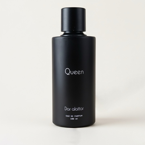 Queen - Queen can be unisex!..cause everyone deserves royal moments.. Top notes: Grape fruit - Red oranges Middle note: Honey - Gardenia Flower Base note: Patchouli
