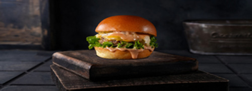 Montana Beef Slider - Burger Bun, Beef Patty,Montana Sauce , Cheese Mmozrealla & Cheese Chider & Cheese Emmnatal & Sweet Relaish