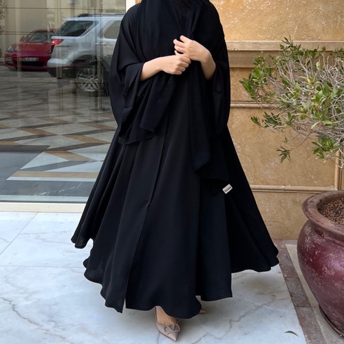 v6 abaya