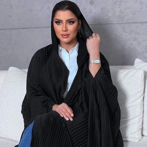 pleated abaya