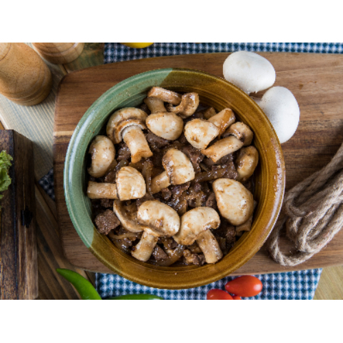 Fillet Meat With Mushroom - Meat pieces with mushroom and cashew